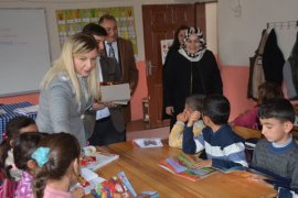 Balıkesir ve Tatvan’daki Gönül Elçileri Tatvan’daki okulları ziyaret etti