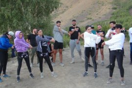 Milli Takımı Sporcuları Yeryüzü Cenneti Nemrut’ta Antrenman Yaptı