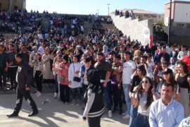 Bitlis Eren Üniversitesi’nin ‘Bahar Şenlikleri’ Etkinlikleri Devam Ediyor