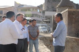 Vali Çağatay Bitlis’te Dere Üstü Çalışmalarını İnceledi