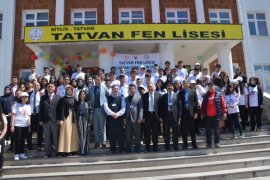 Tatvan Fen Lisesi TÜBİTAK Bilim Fuarı düzenledi