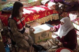 Bitlis’te hasta ve yaşlıların ihtiyaçlarını ‘Vefa Destek Grubu’ gideriyor