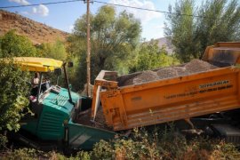 Bitlis’te Asfalt Öncesi PMT Çalışmalarını Sürdürüyor