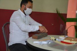 Tatvan Belediyesi ‘Siperli Maske’ üretmeye başladı
