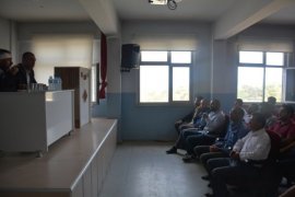 Tatvan’da okul servisleri ile ilgili seminer düzenlendi