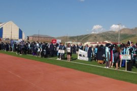 Bitlis Eren Üniversitesi'nde Mezuniyet Töreni Düzenlendi