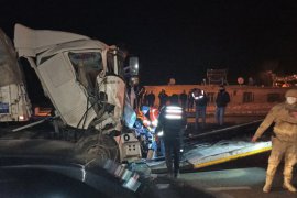 Trafik Kazasında 1 Kişi Hayatını Kaybetti 1 Kişi Yaralandı