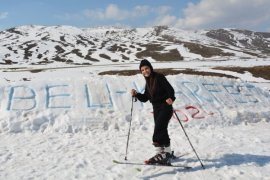 Bitlis Eren Üniversitesi Kar Festivali Düzenlendi