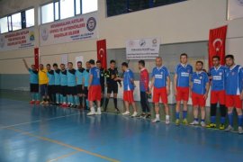 Tatvan’da kurumlararası futbol turnuvası başladı