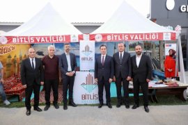Bitlis Kurtuluşunun 109. Yılı Kortej Yürüyüşüyle Başladı