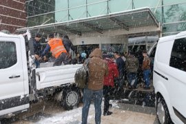 Deprem Bölgesine Tatvan’dan 3 Tır Yardım Malzemesi Gönderilecek