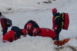 Bitlis’te Kapsamlı Bir Şekilde Çığ Tatbikatı Yapıldı