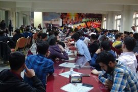 Vahit Kiler, Bitlis’teki gençlerle düzenlenen toplantıya katıldı