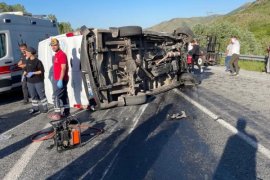 Tatvan’da trafik kazası 2 ölü 1 yaralı