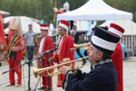 Ahlat Şenlikleri ve Malazgirt Zaferi Yıldönümü Etkinlikleri Başladı