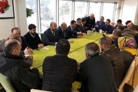 AK Parti teşkilatı Tatvan’daki gazetecilerle toplantı yaptı