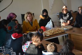 Tatvan’daki kadınlar Bitlis’teki Sevgi Evleri’ni ziyaret etti