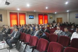 Tatvan'daki okul müdürleriyle toplantı yapıldı