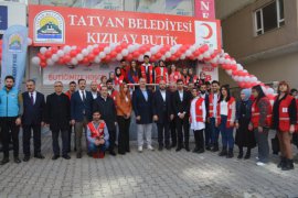 Tatvan’da ‘Kızılay Butik’ ve ‘Tatvan Aşevi’ Açılışı Yapıldı