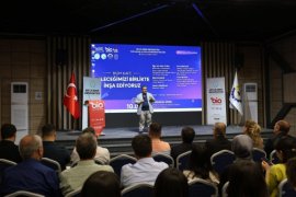 Akademi ve İş Dünyası Tatvan’da Gençler İçin Bir Araya Geldi