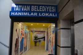 Tatvan’da Hanımlar Lokali açılışı yapıldı