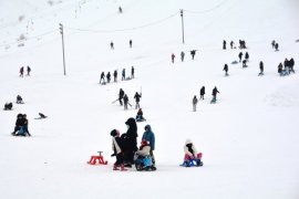 Bitlis’teki Kayak Merkezinde Yarıyıl Tatili Boyunca Yoğunluk Yaşandı