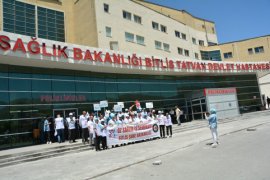 HAK-İŞ Emekçileri, ‘Kamu Çerçeve Protokolü’nün Beklentileri Karşılayacak Şekilde Sonuçlanmasını İstediklerini Belirtti