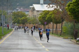 Tatvan Sahilinde Atletizm Müsabakaları Yapıldı