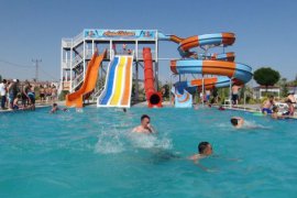 Tatvan’daki Aqua Park Hizmete Açıldı