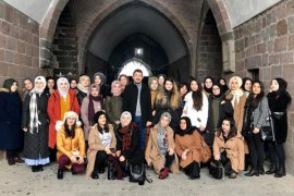 Uzaktan eğitim öğrencileri Bitlis’i gezdi