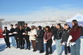 Bitlis Eren Üniversitesi'nde '5. Kar Festivali' Düzenlendi
