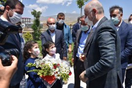 Ulaştırma ve Altyapı Bakanı Adil Karaismailoğlu, Bitlis ve Tatvan’daki projeleri inceledi