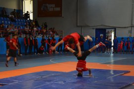 Tatvan’da Yaz Spor Okulları Açıldı