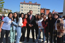 Kız Lisesi Öğrencileri Tarafından Geleneksel Kahvaltı Programı Düzenlendi