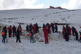 Bitlis’te Kapsamlı Bir Şekilde Çığ Tatbikatı Yapıldı