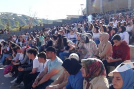 Bitlis Eren Üniversitesi’nin ‘Bahar Şenlikleri’ Etkinlikleri Devam Ediyor