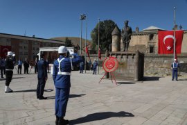 Bitlis'te 19 Eylül Gaziler Günü dolayısıyla tören düzenlendi