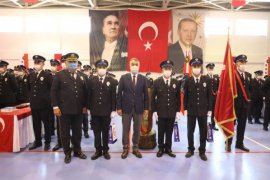 Bitlis’te Polis Adaylarının Mezuniyet Sevinci