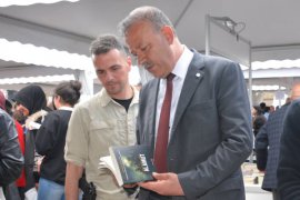 Bitlis’te ‘Kitap Fuarı’ Açıldı