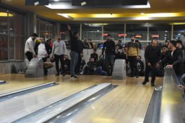 Tatvan'da Düzenlenen ‘Bowling Turnuvası’na Yoğun İlgi