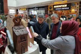 Tatvan’da açılan el sanatları sergisi yoğun ilgi gördü