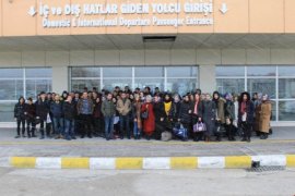 Bitlis ve ilçelerindeki 80 öğrenci İstanbul’a geziye gönderildi