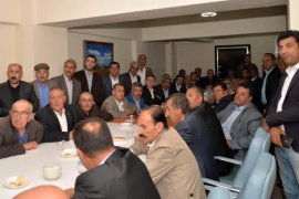 Bitlis Milletvekilleri Güroymak’taki muhtarlarla toplantı yaptı