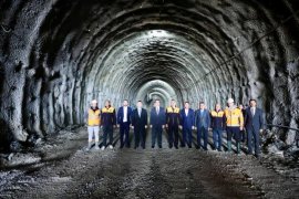 Vali Ahmet Karakaya, Tatvan Çevre Yolu Çalışmalarını Yerinde İnceledi