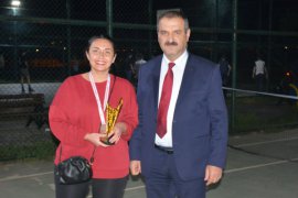 Tatvan Sahilinde 'Tenis Turnuvası' Yapıldı