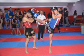 Tatvan’da uluslararası Muaythai kampı düzenlendi