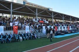 Bitlis Eren Üniversitesi'nde Mezuniyet Töreni Düzenlendi
