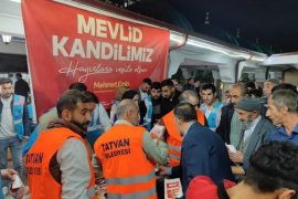 Mevlid Kandili Dolayısıyla Tatvan'da Program Düzenlendi