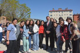 Kız Lisesi Öğrencileri Tarafından Geleneksel Kahvaltı Programı Düzenlendi