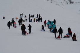 Bitlis'te ‘Kayak Şenliği’ Düzenlendi